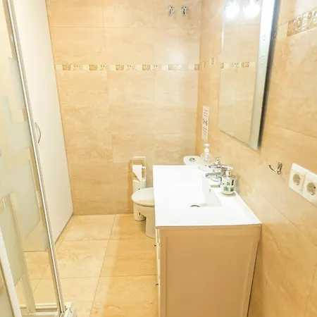 Apartamento Carabeo 3 Dorm *