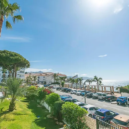 Carabeo 3 Dorm Apartman *
