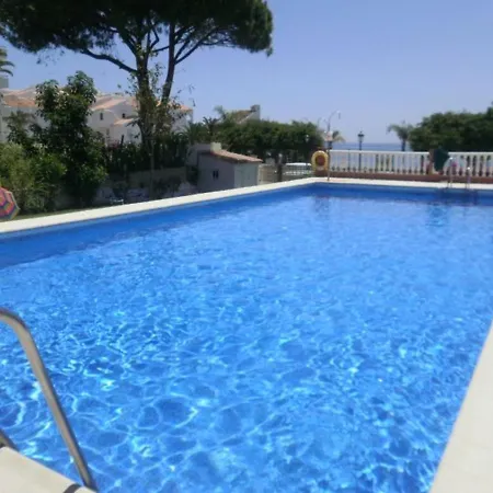 Carabeo 3 Dorm * Nerja